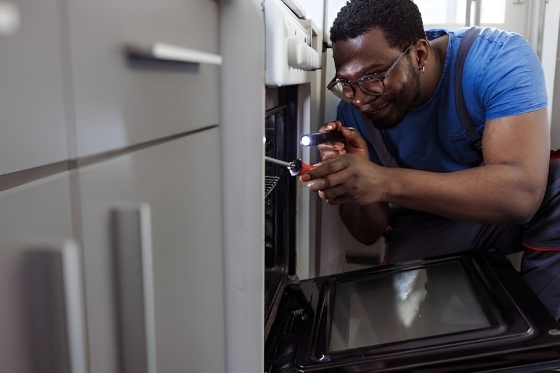 Oven & Stove repair in Coronita